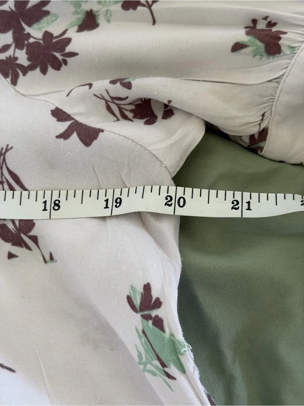 Floral Tie-Waist Midi Dress in Cream and Purple - Picture 6 of 7